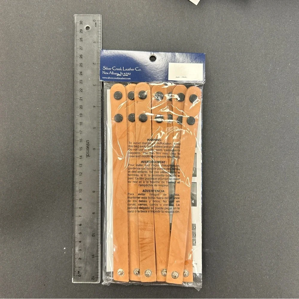 NWT Realeather Narrow Leather Wristbands with Snap Closure, 7.5” to 8.5” L